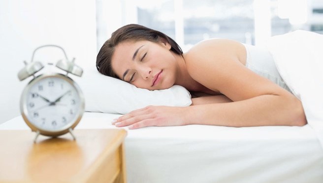 Ngủ đủ giấc sẽ giúp mọi cơ quan trong cơ thể được nghỉ ngơi