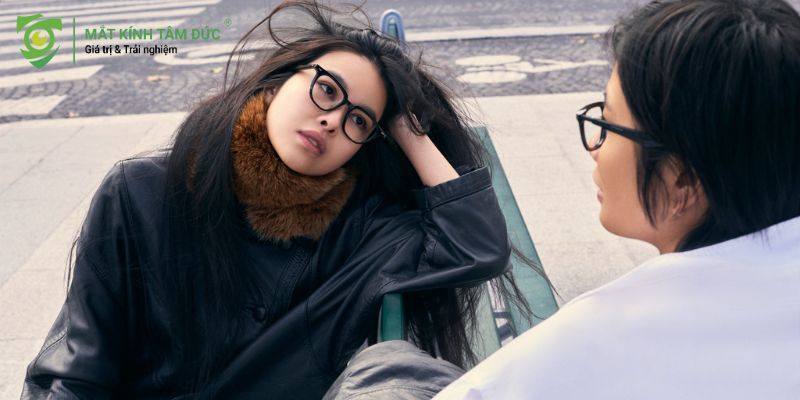 Thương hiệu mắt kính SEESON