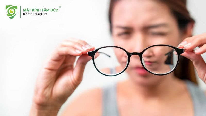 Nguồn gốc xuất xứ là yếu tố quan trọng khi chọn mắt kính
