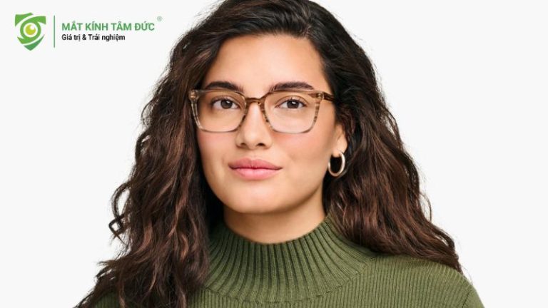 Mặt to đeo kính gì? Các kiểu dáng mắt kính phù hợp cho mặt to