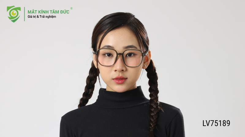cach-chon-mat-kinh-theo-phong-thuy-2025 (7)