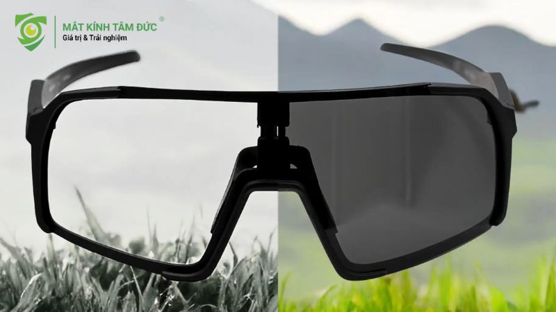 cong-nghe-trong-kinh-doi-mau-photochromic (4)