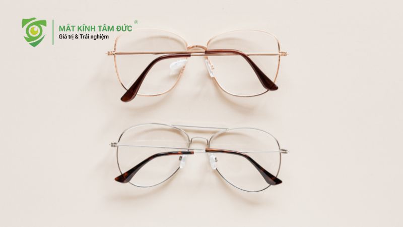 Tròng kính cận làm bằng gì? Hướng dẫn chọn chất liệu phù hợp bảo vệ mắt
