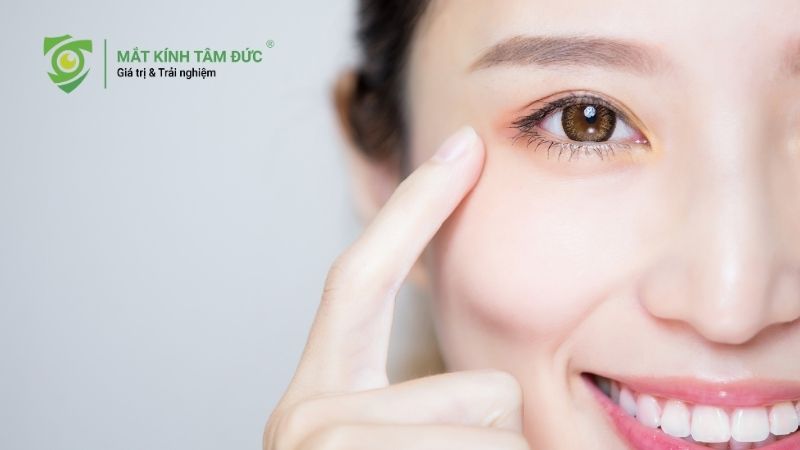 Cận thị nhẹ không tự khỏi nhưng có thể kiểm soát tốt nếu chăm sóc mắt đúng cách