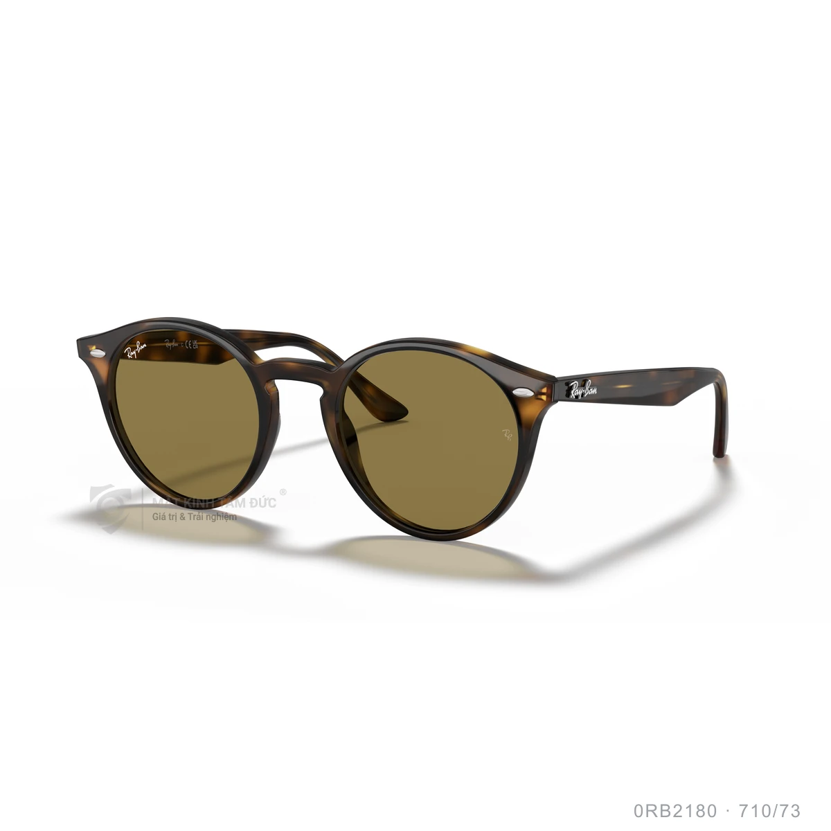 Chi tiết góc nghiêng Kính mát Rayban 0RB2180