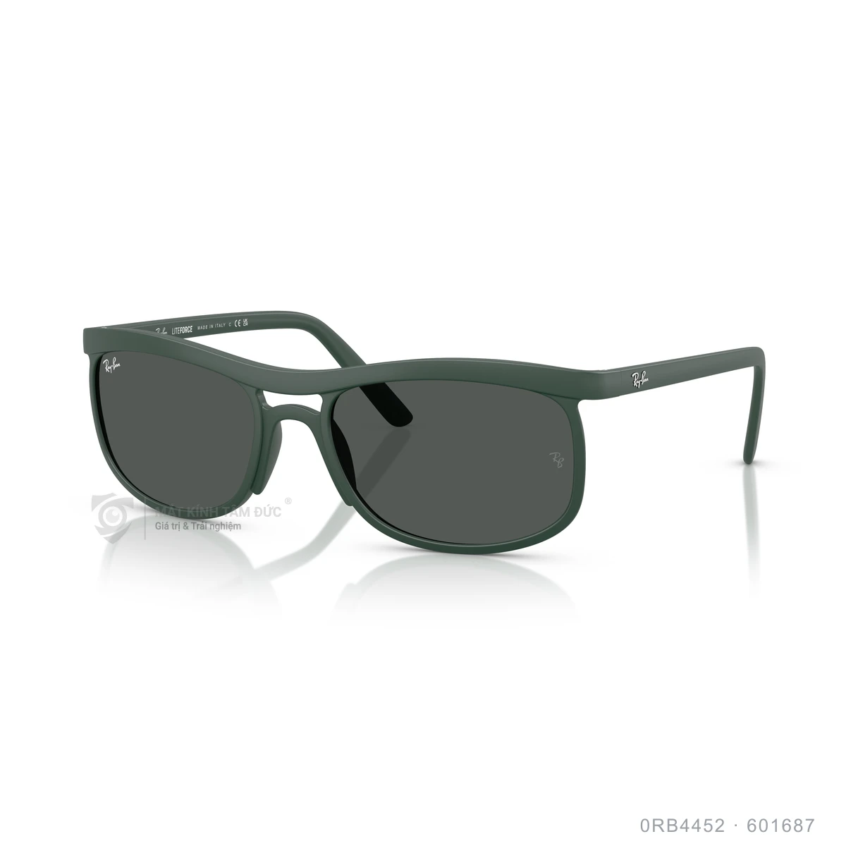 Chi tiết góc nghiêng Kính mát Rayban 0RB4452