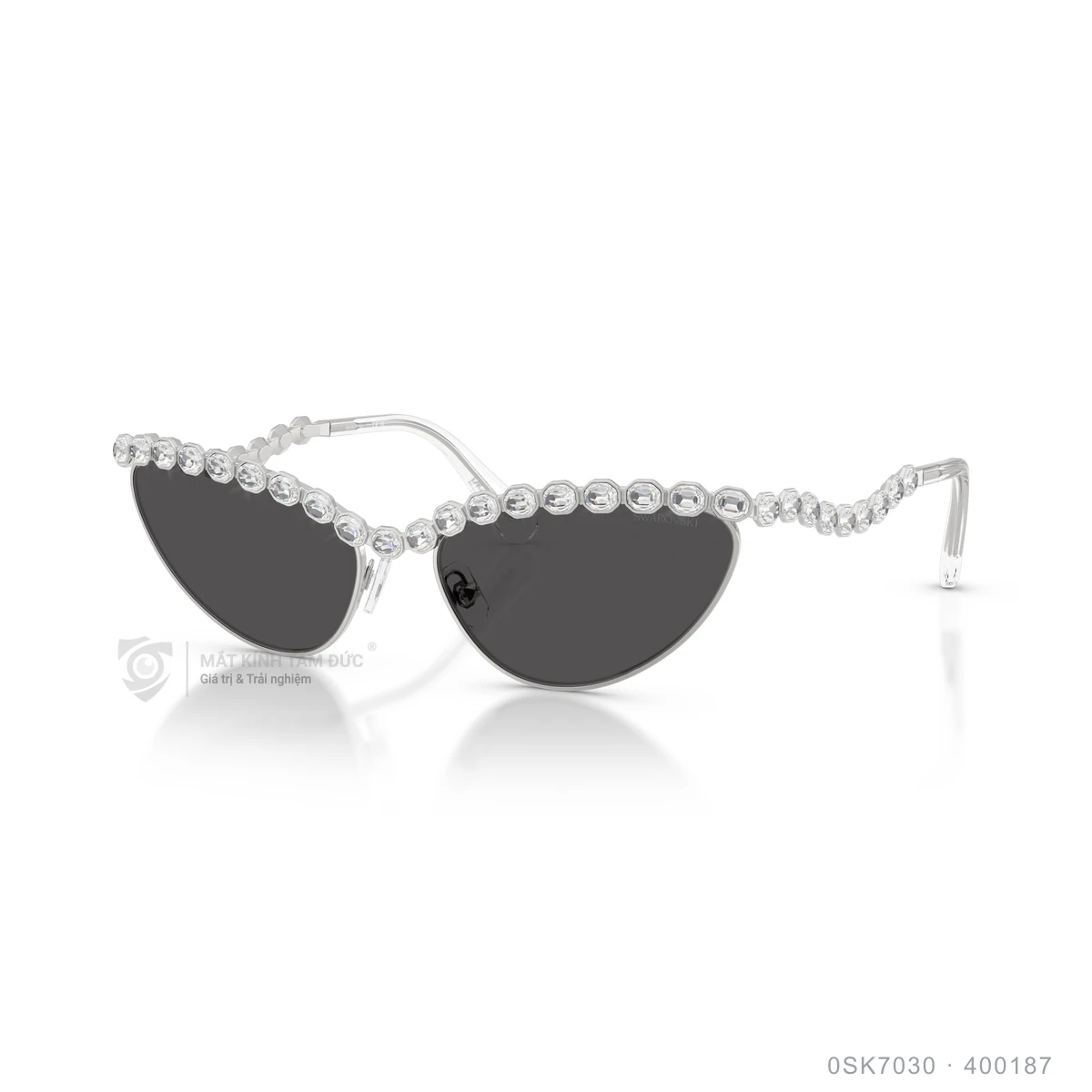 Chi tiết góc nghiêng Kính mát Swarovski 0SK7030