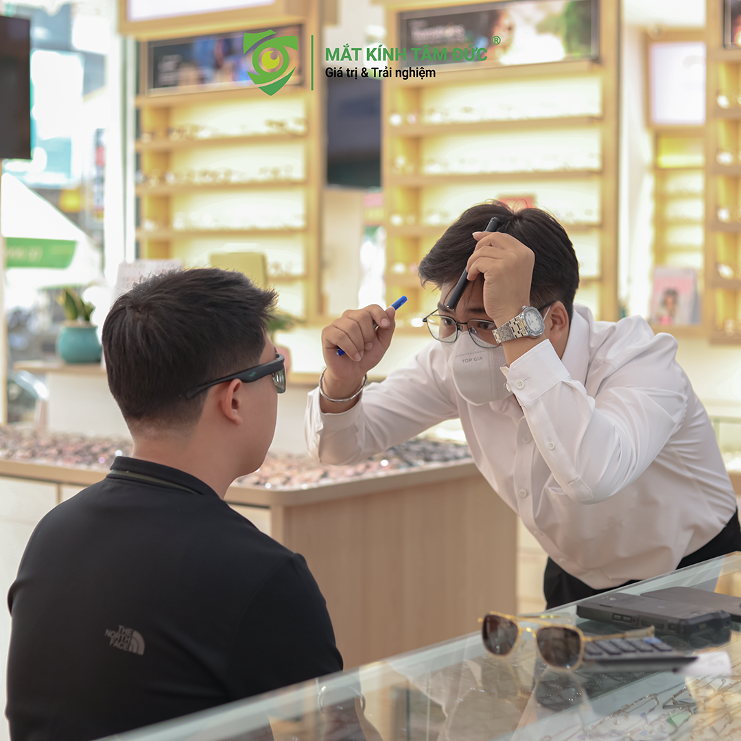 Lý do Mắt Kính Tâm Đức Chi Nhánh Quận 1 được nhiều khách hàng tin chọn