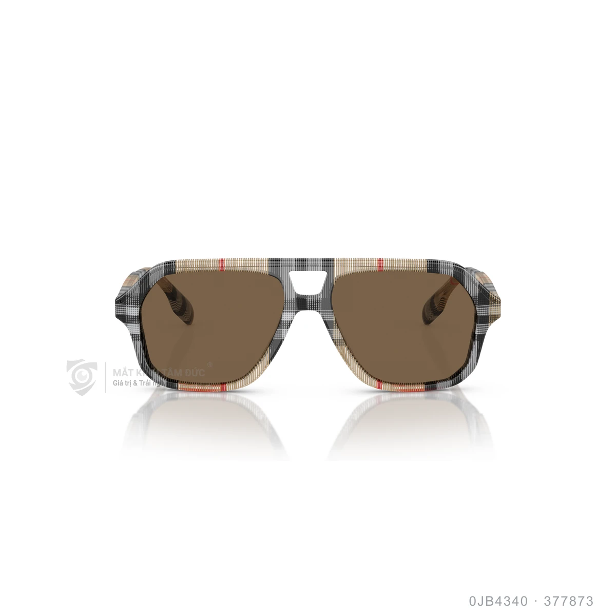 Hình ảnh thực tế Kính mát Burberry 0JB4340
