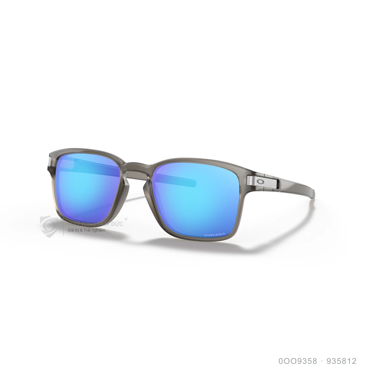Chi tiết góc nghiêng Kính mát Oakley 0OO9358
