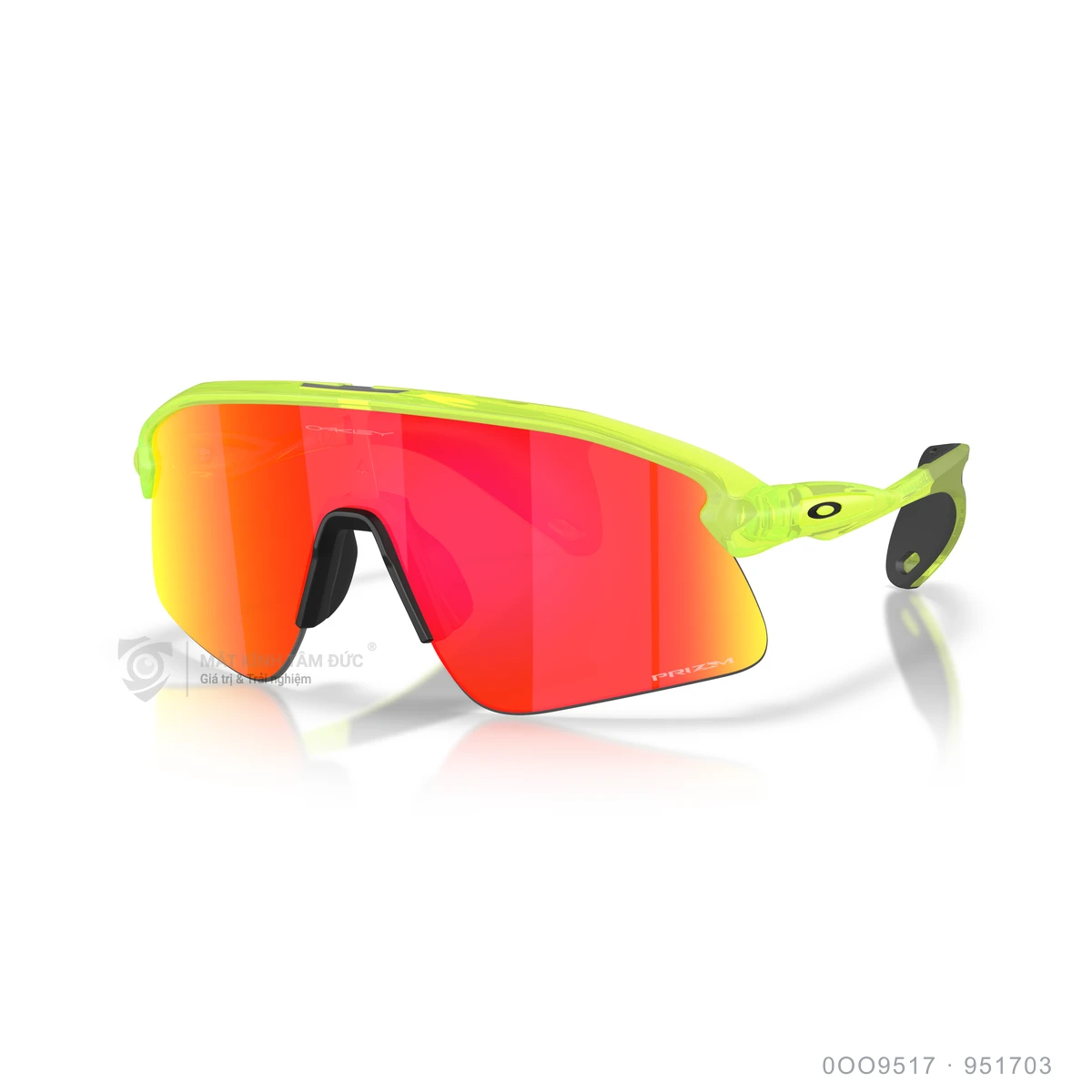 Chi tiết góc nghiêng Kính mát Oakley 0OO9517
