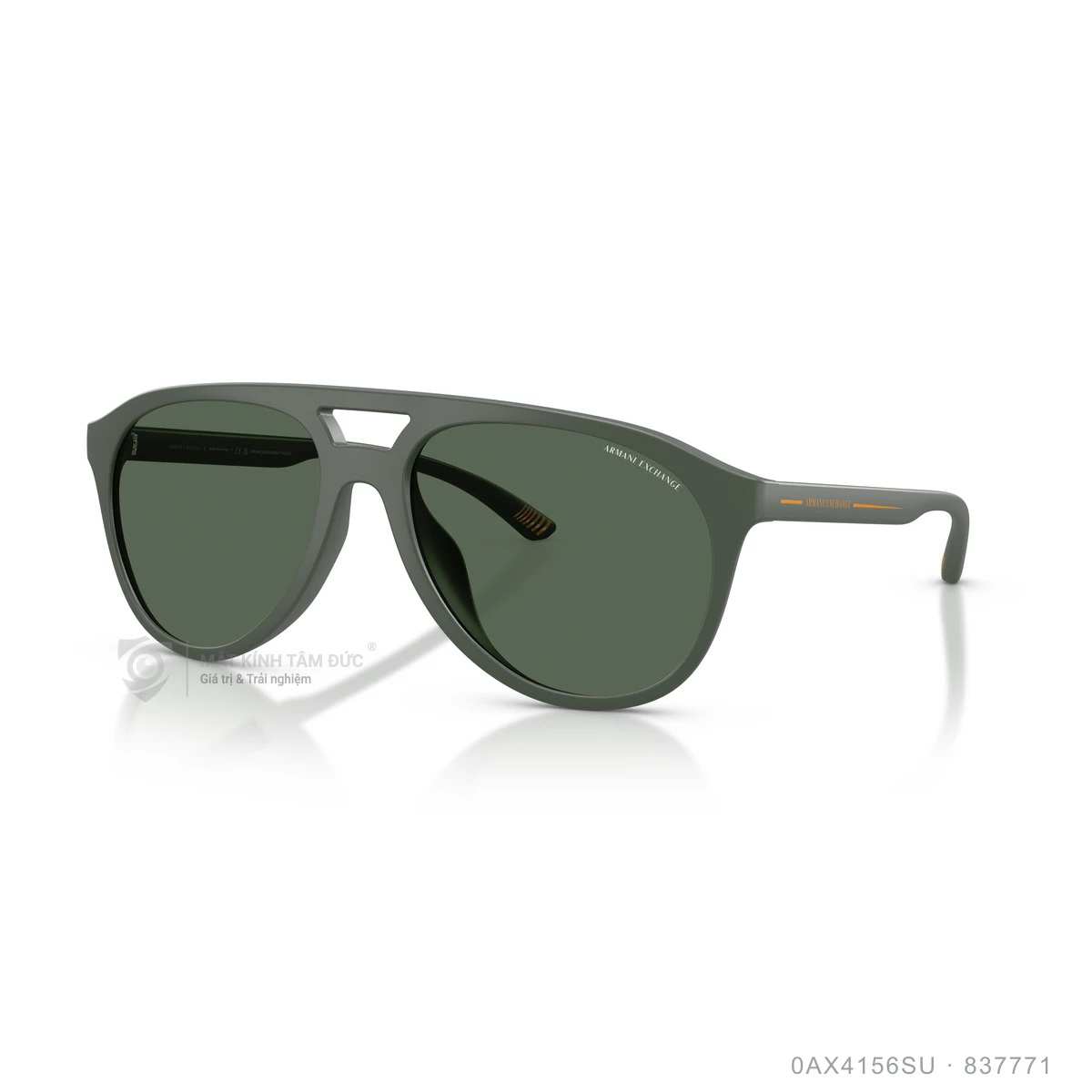 Chi tiết góc nghiêng Kính mát Armani Exchange 0AX4156SU