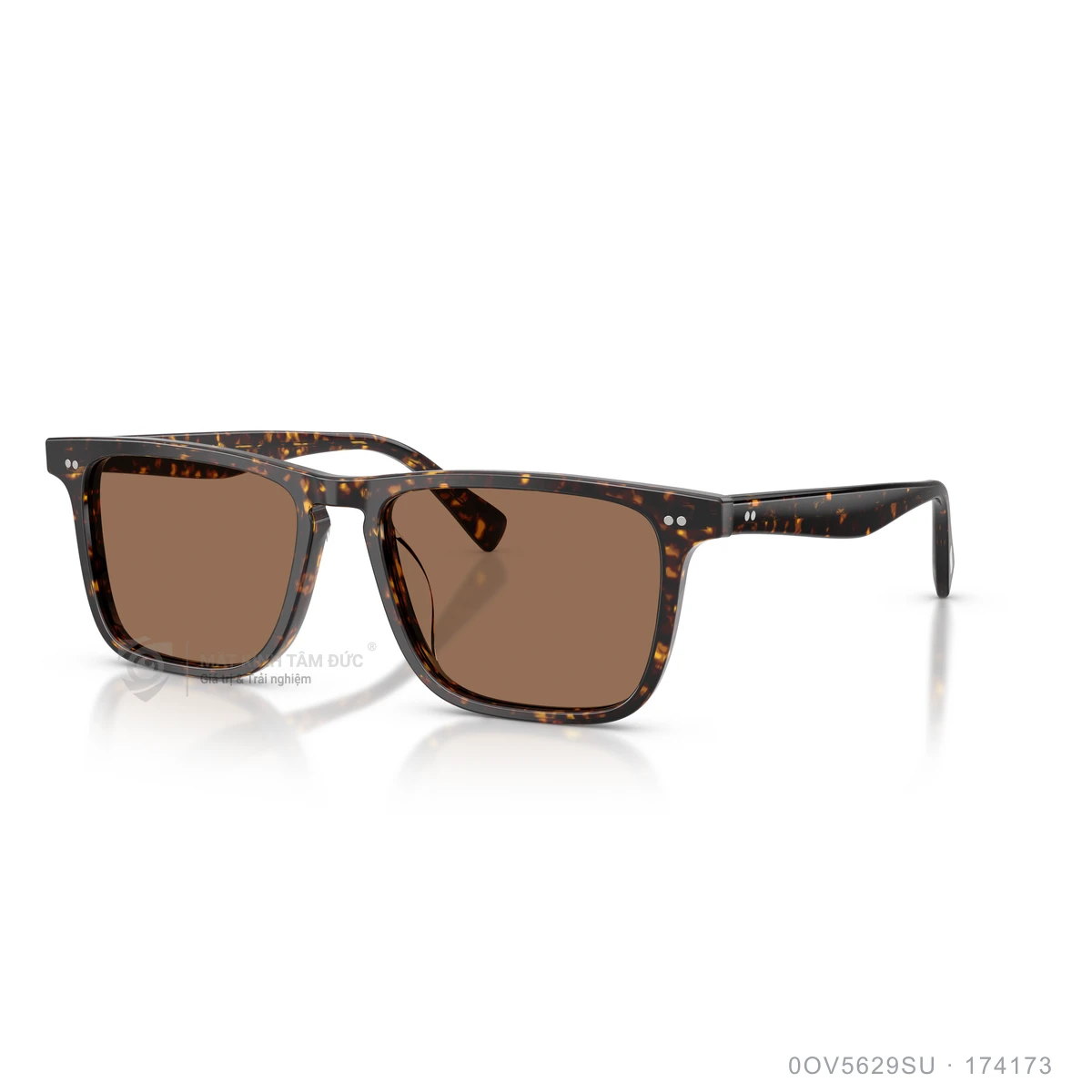 Chi tiết góc nghiêng Kính mát Oliver Peoples 0OV5629SU